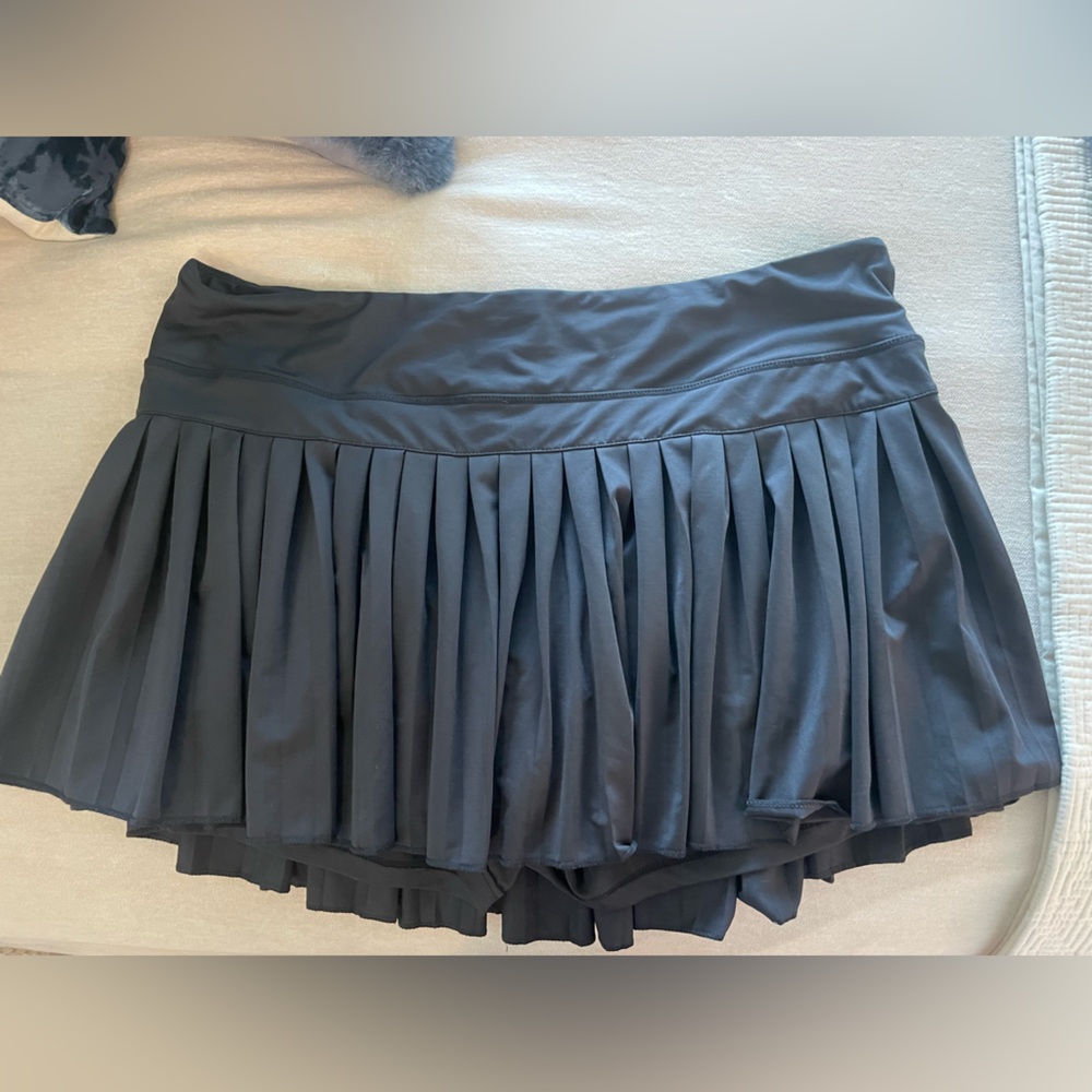 Gold Hinge Black Pleated Tennis Skirt size XL